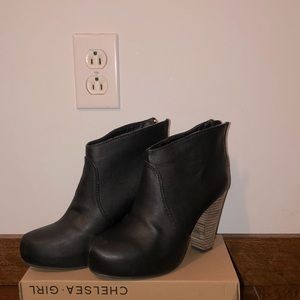 Chunky front black high heels by madden girl